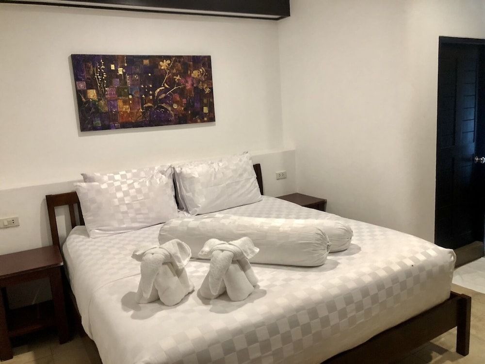 Baan Talay - Thungwualaen Superior Double Room 5