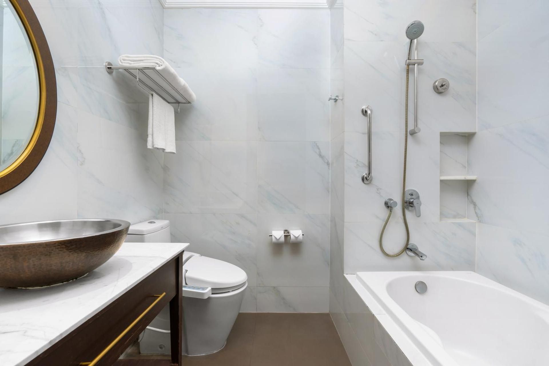 undefined Metropole, Bangkok, a Tribute Portfolio Hotel by Marriott 6