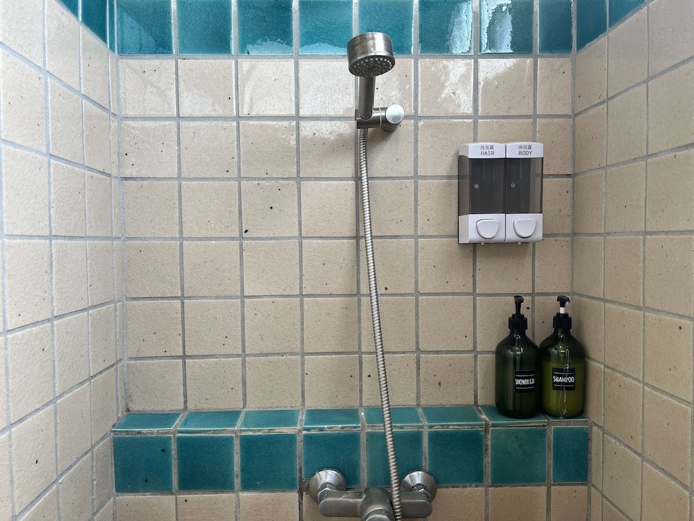 Pha Thai House Super Deluxe Double with Balcony 8