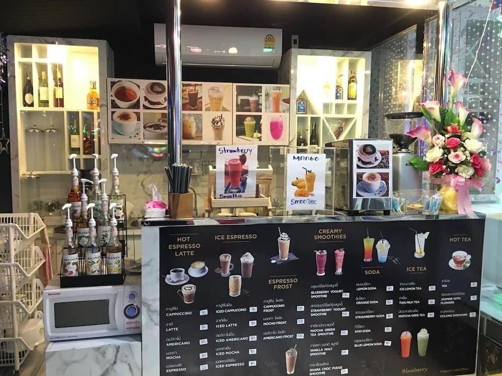 undefined Top High Airport Link Hotel 3