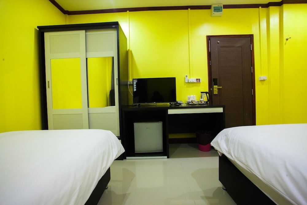 undefined Grand Omari 9