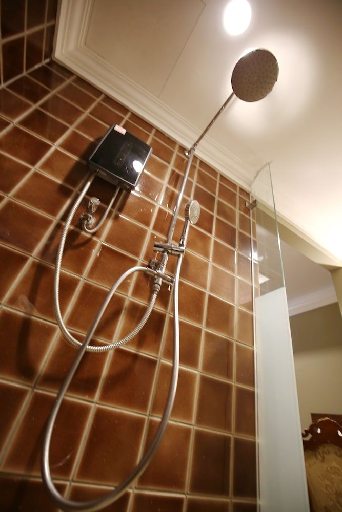 The Orchid House 153 Deluxe Room (No Window) 14