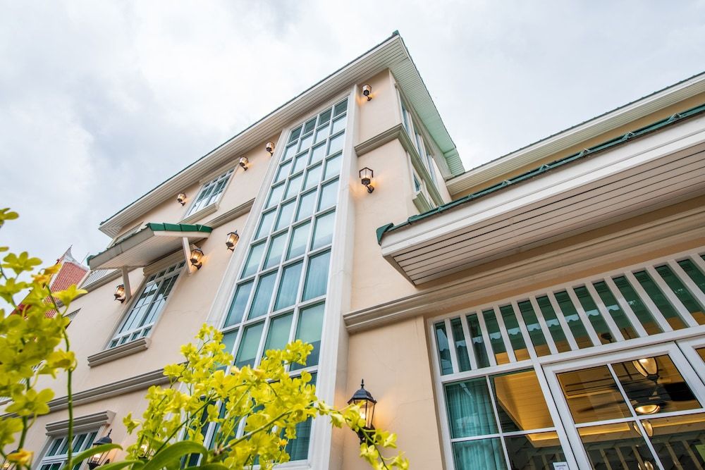 undefined The Orchid House 153 2