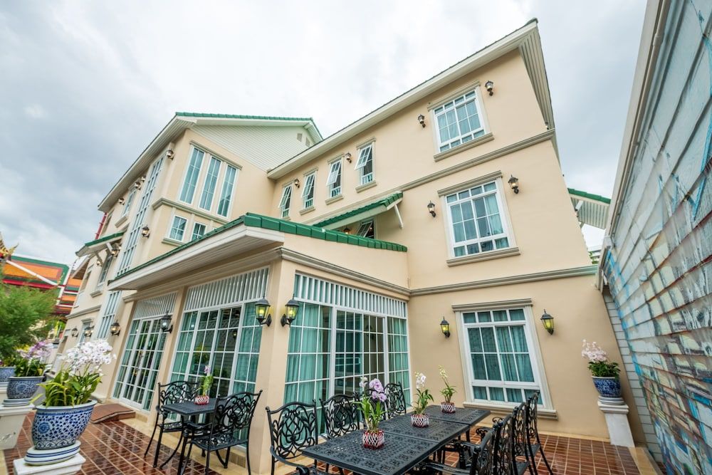 undefined The Orchid House 153 5