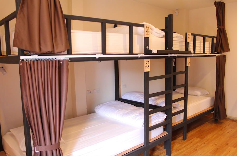 Mad Panda Hostel Standard Shared Dormitory, Women only 5