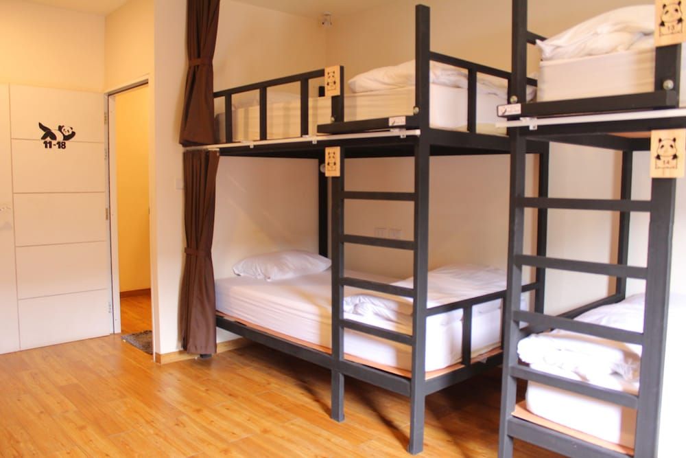 Mad Panda Hostel Standard Shared Dormitory, Women only 3