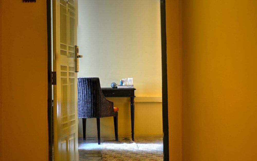 Baan PhuAnda Phuket Standard Room 8