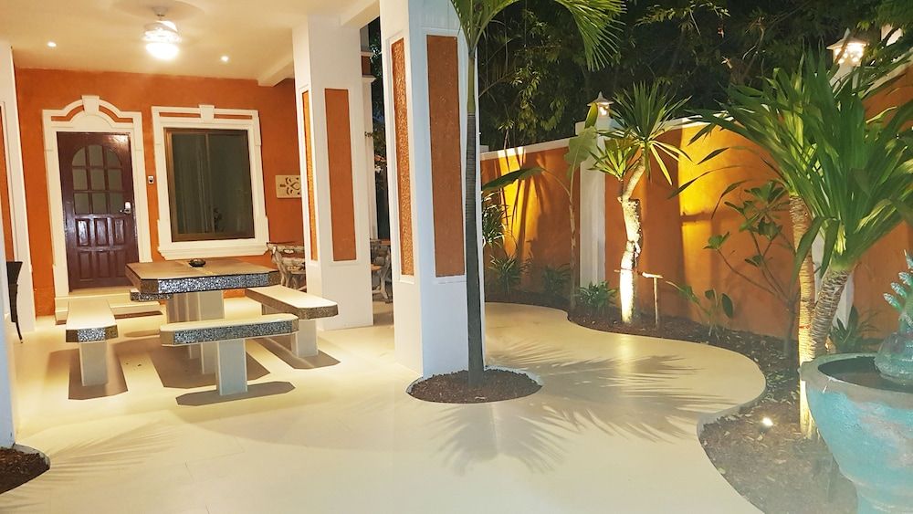 undefined YAILAND Luxury Pool Villa Pattaya Walking Street 5 Bedrooms 6