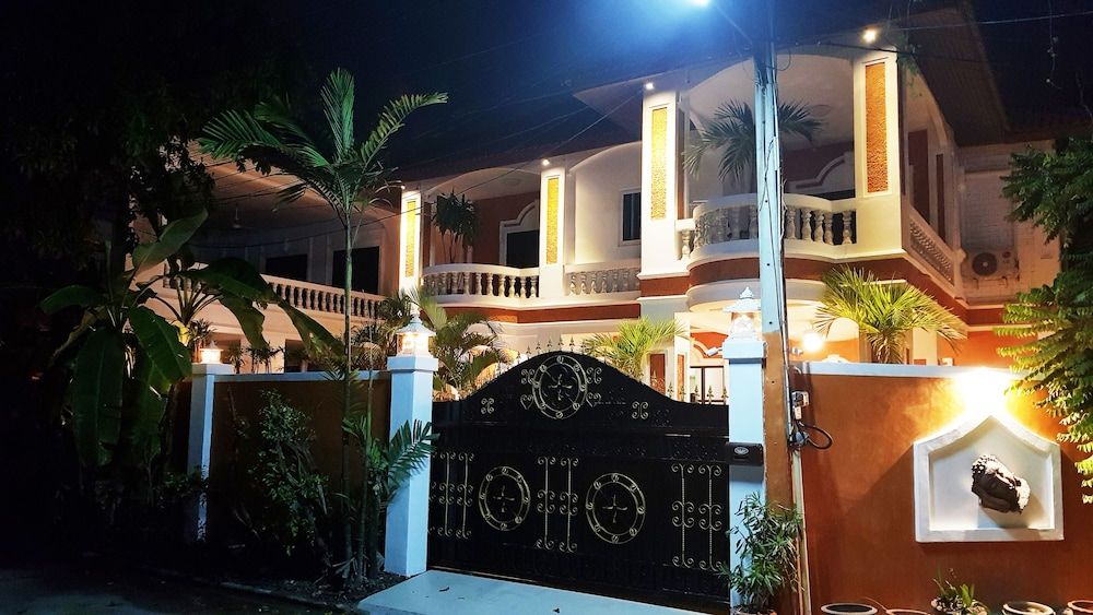 undefined YAILAND Luxury Pool Villa Pattaya Walking Street 5 Bedrooms 2