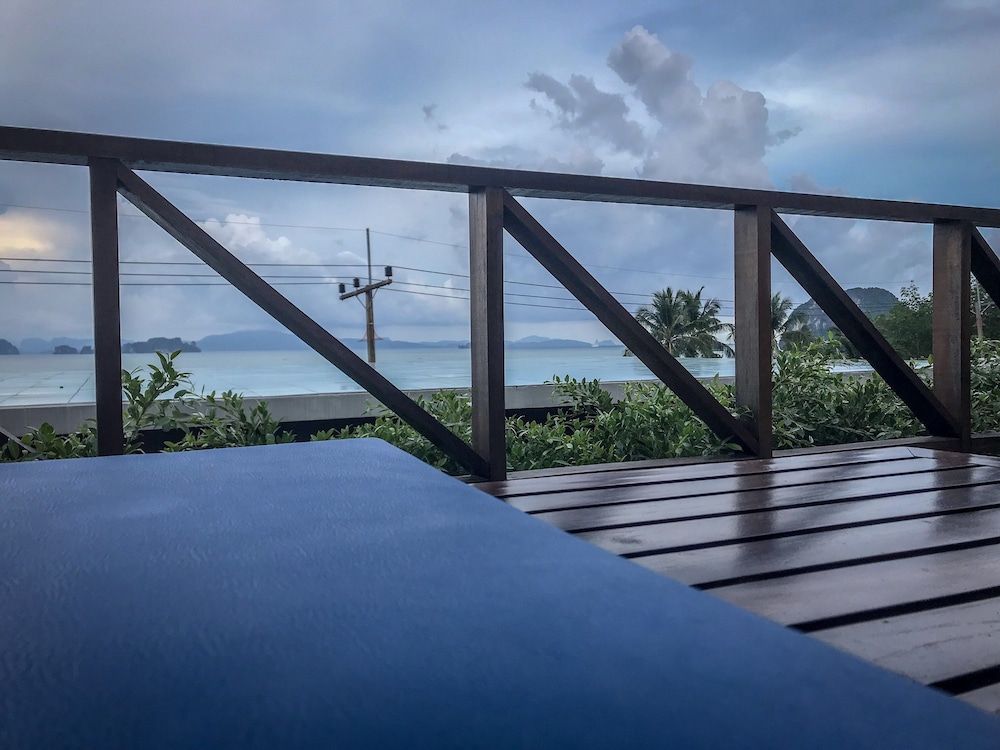 Koh Yao Yai Hillside Resort Sea View Jacuzzi Deluxe 5