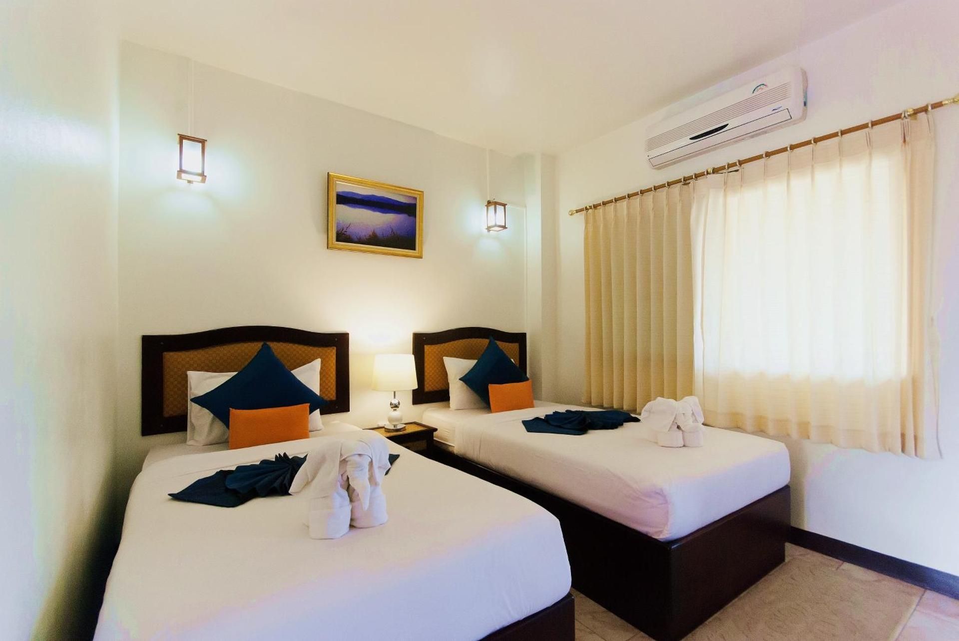 Standard River View Twin Bed