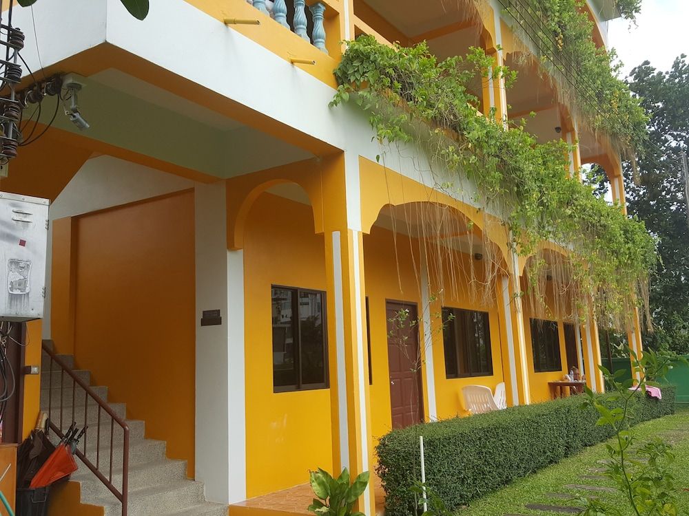 undefined Mood Mansion 4