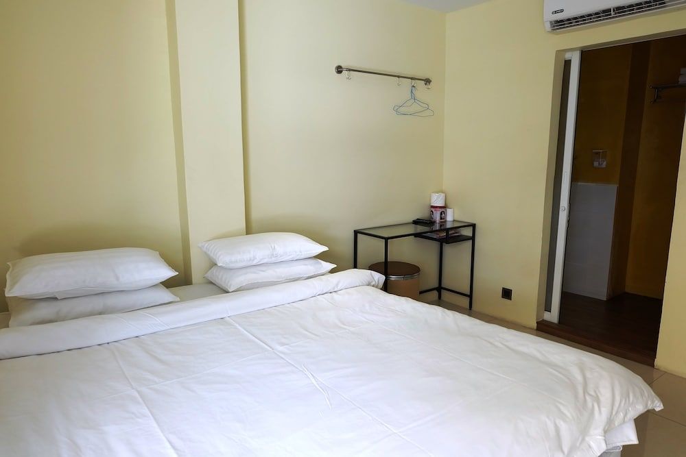 Au Bon Hostel Double Room 2