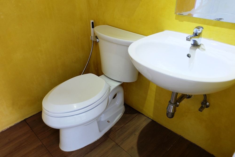 Au Bon Hostel Double Room 6