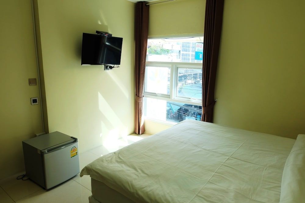 Au Bon Hostel Double Room 5