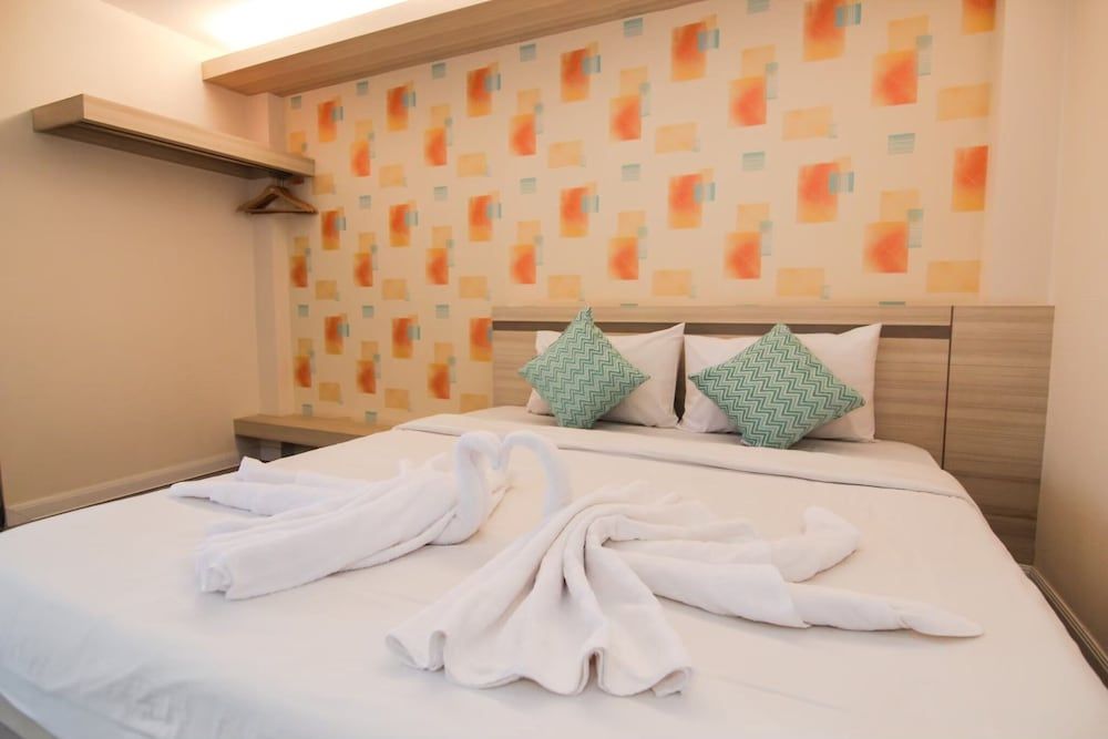 Economy Double Room, 1 King Bed, City View