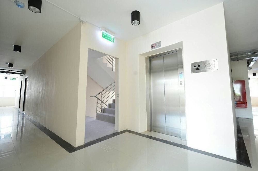 undefined 42 Place 5