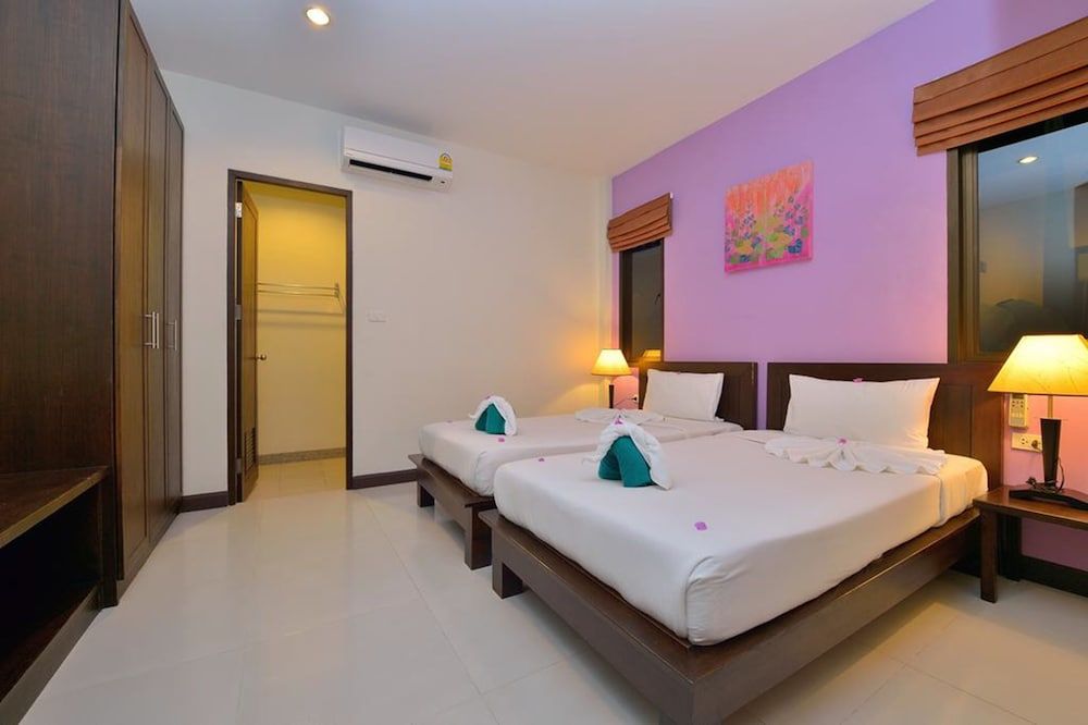 Happy Cottages Phuket Superior Room 2