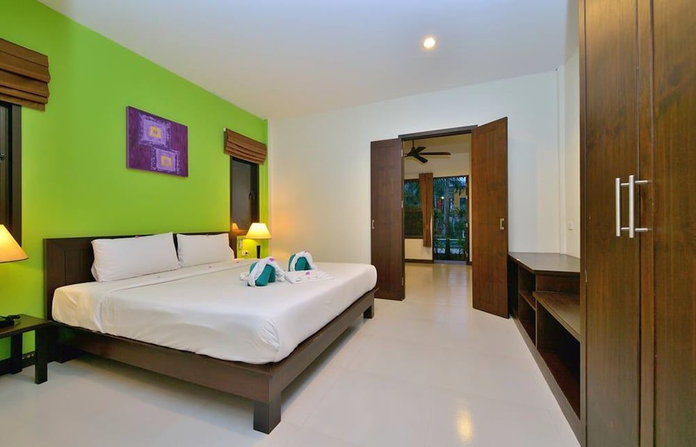 Happy Cottages Phuket Superior Room 3