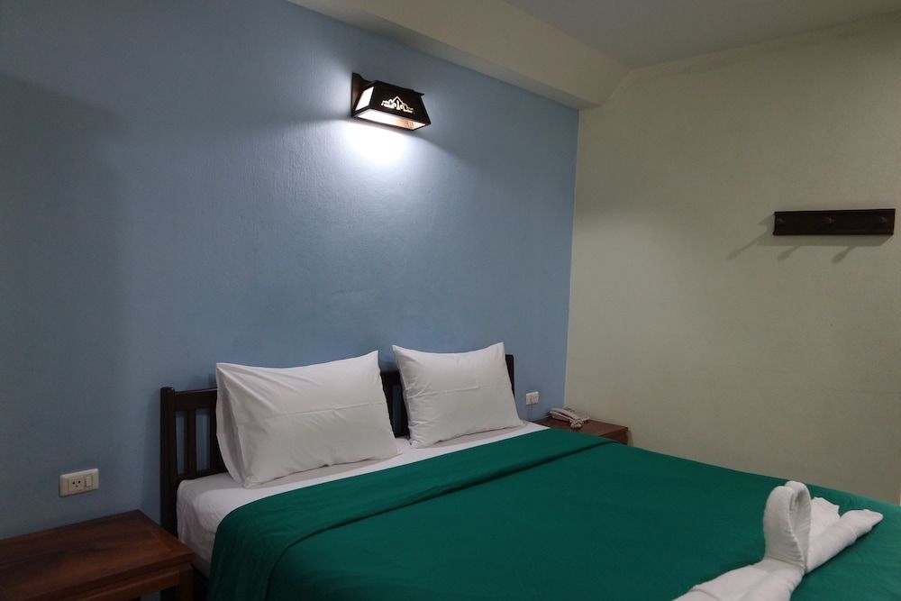 undefined Nikom Court 3