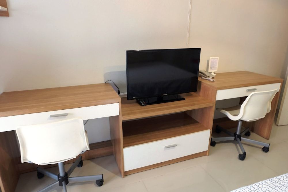 Casa Blanca Apartment with Balcony 14