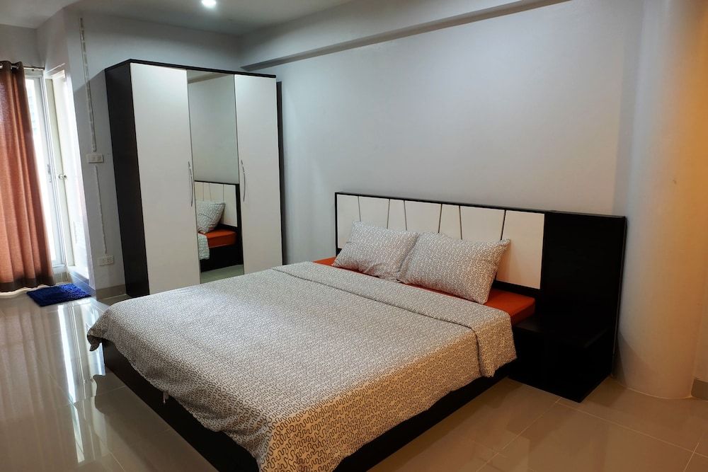 Casa Blanca Apartment with Balcony 3