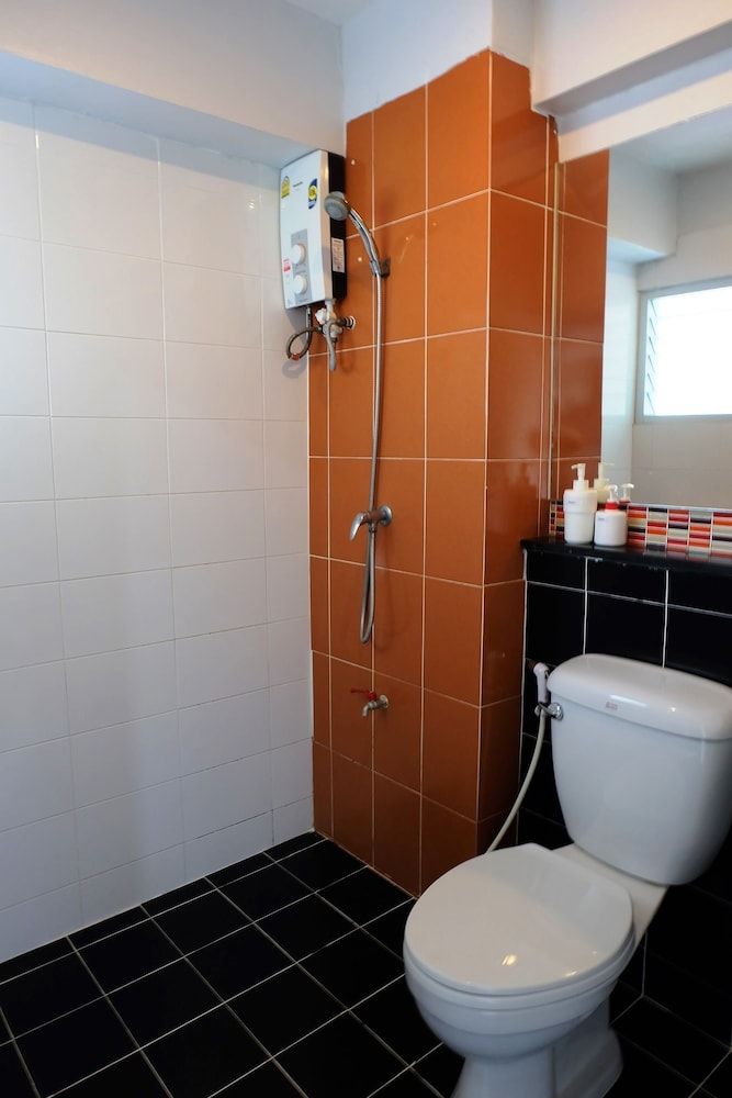 Casa Blanca Apartment with Balcony 10