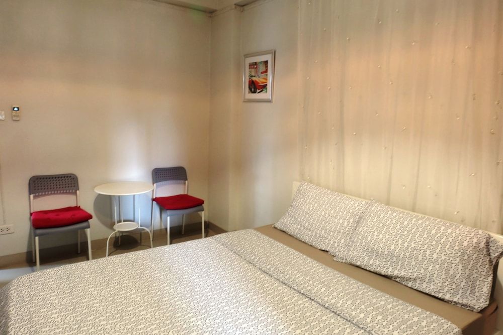 Casa Blanca Apartment with Balcony 5