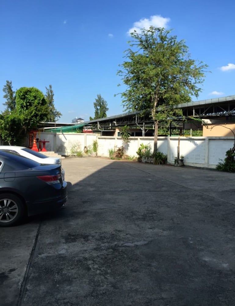 undefined Ittipol Apartment 3