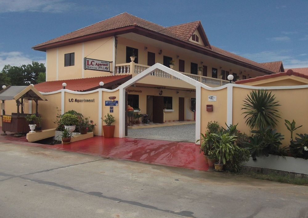 undefined LC Apartments Pattaya