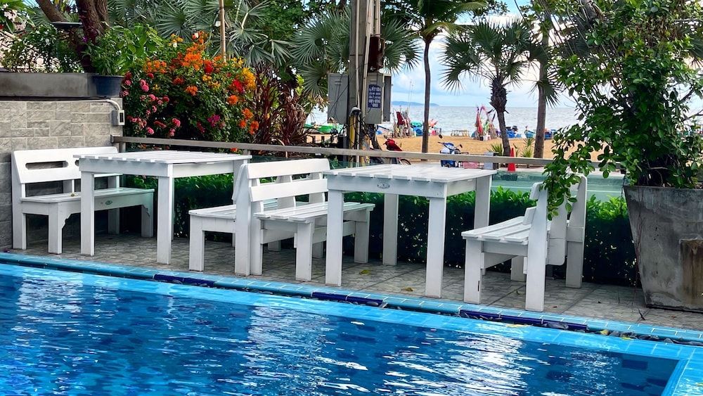 undefined Beach Gallery House 5