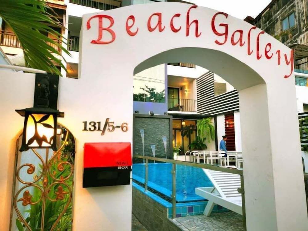 undefined Beach Gallery House 3