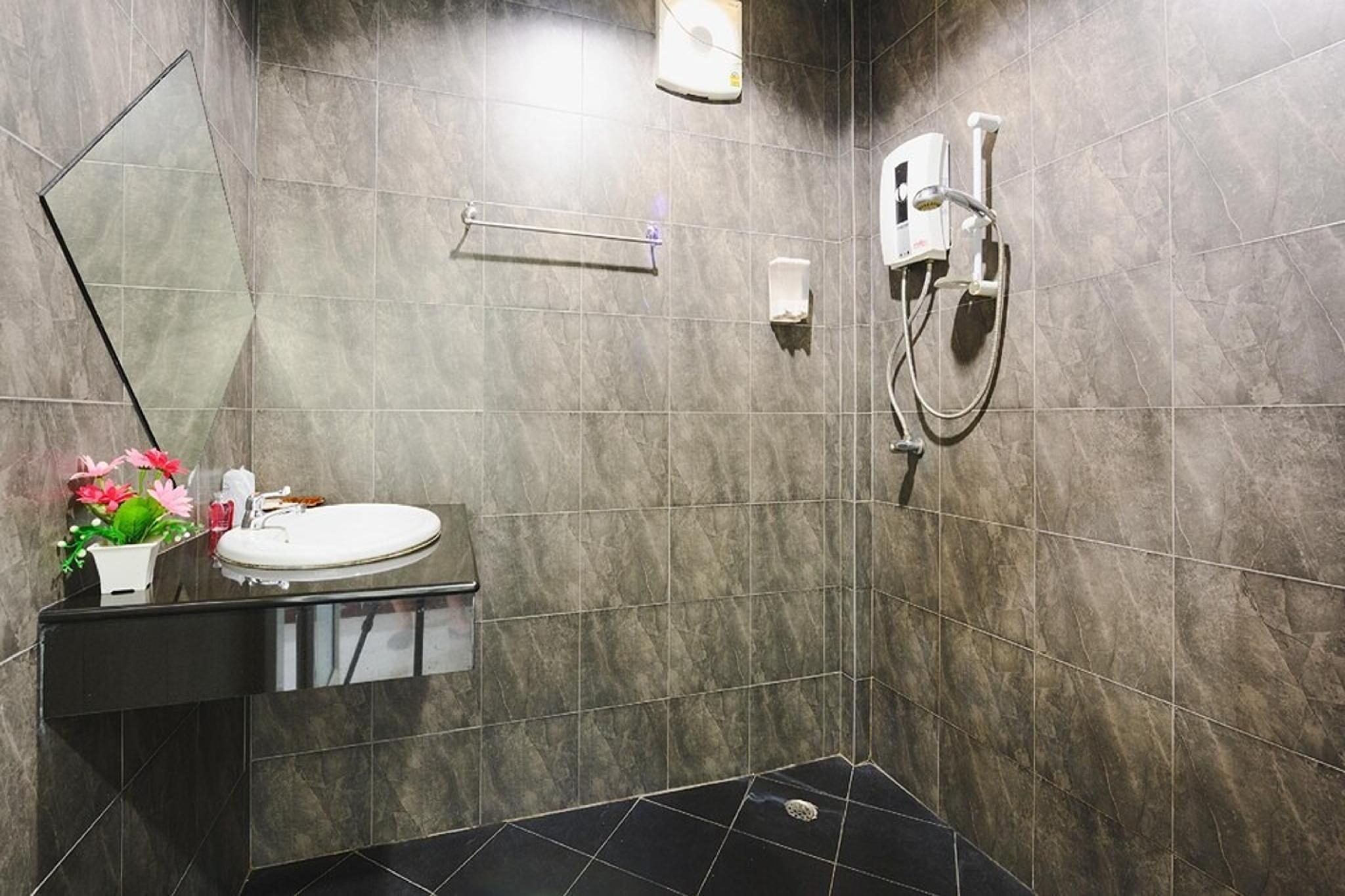 Phuket Airport Villa Bungalow Twin 2