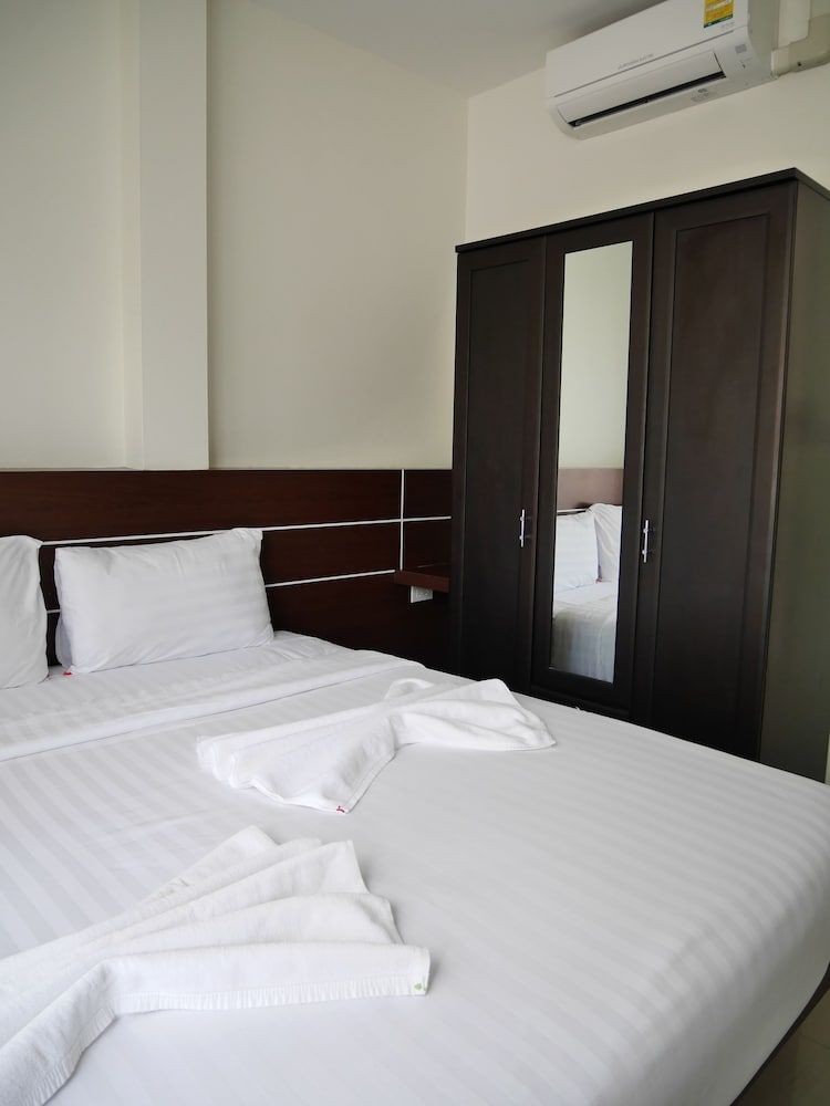 undefined Aonang Oscar Pool Villas 3