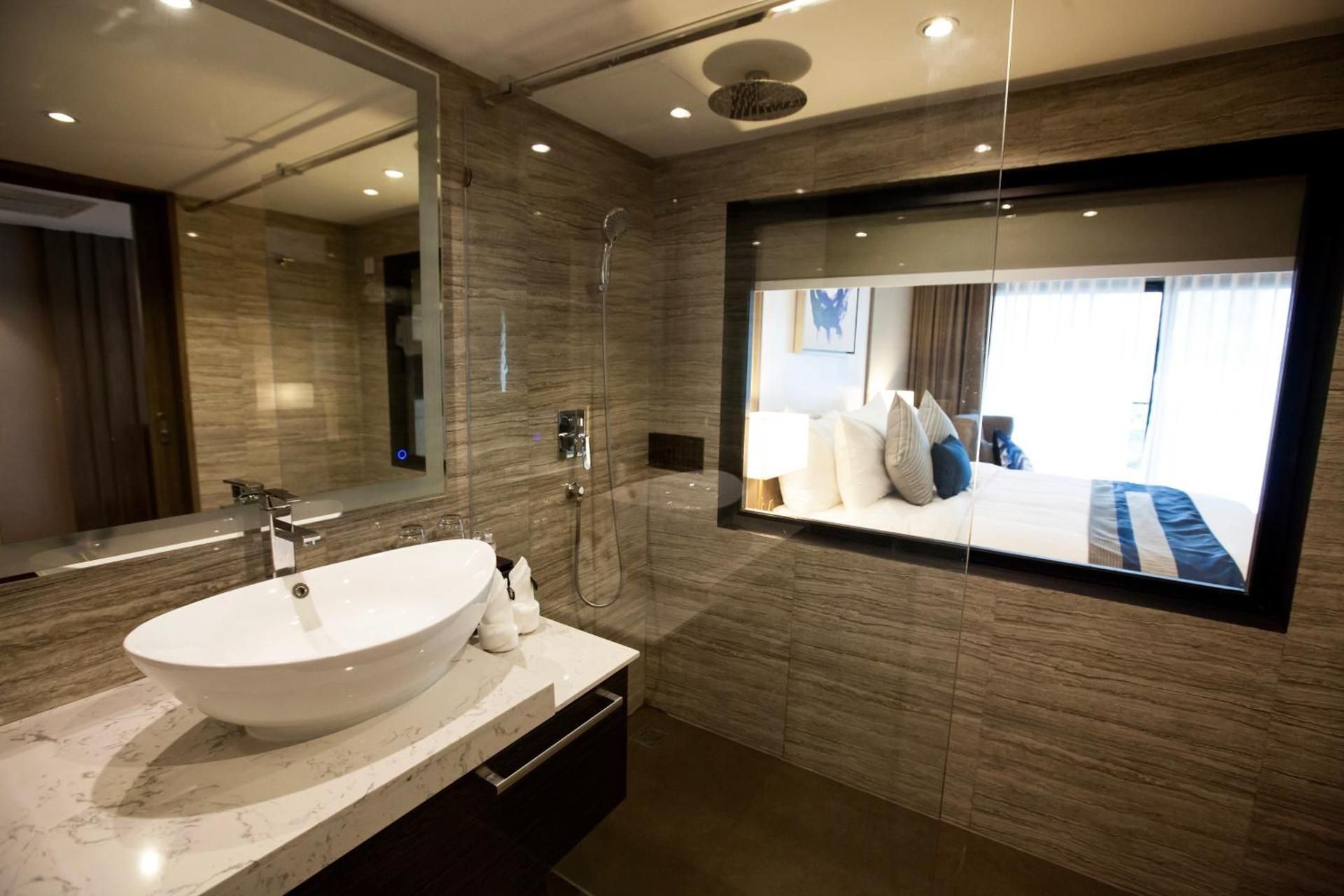Deluxe Twin - 2 Single Beds