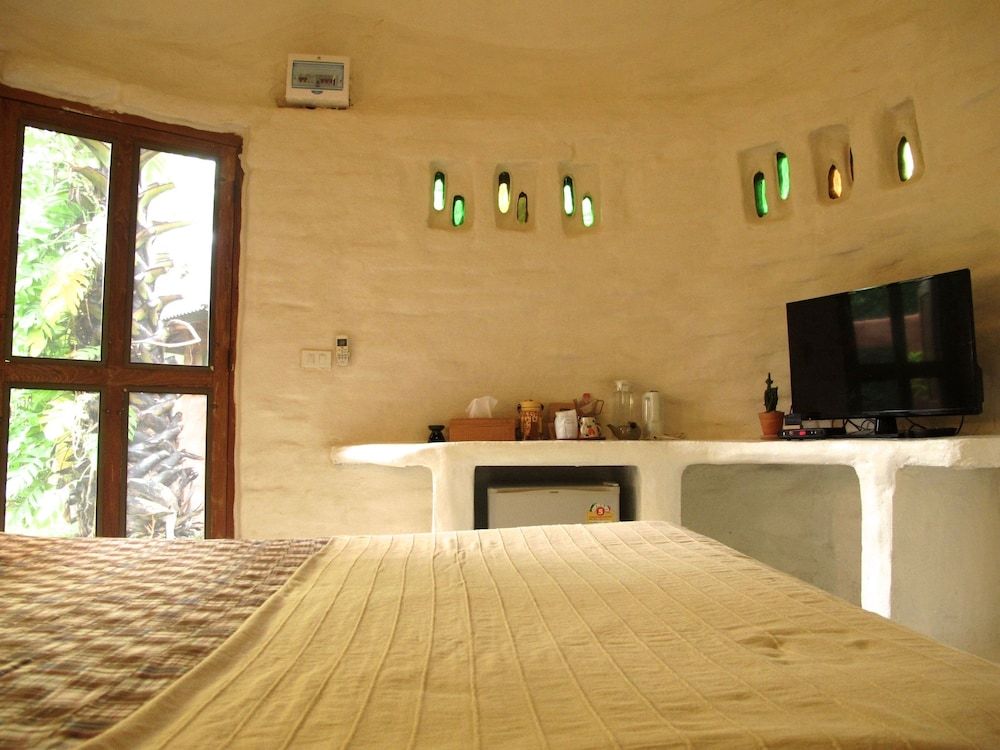 Pranberry Bed and Breakfast Basic Double Room, 1 Bedroom, Garden View 2