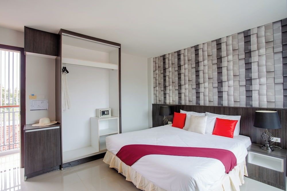 The Wings Boutique Hotels Krabi Koh Lanta Deluxe Double Room, 1 King Bed 9