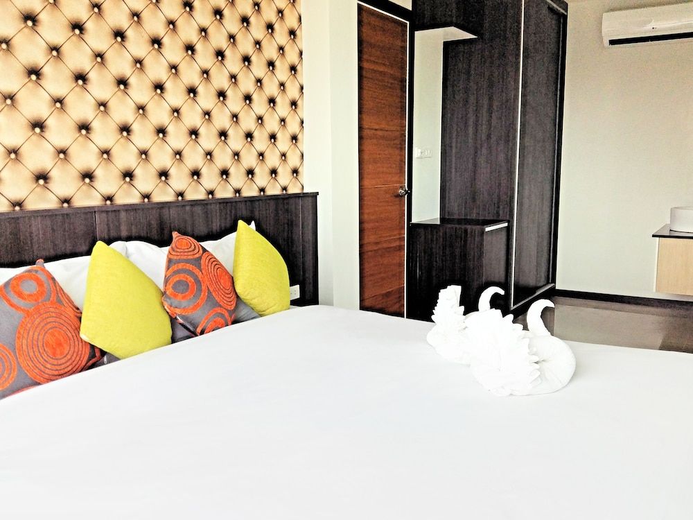 The Wings Boutique Hotels Krabi Koh Lanta Deluxe Double Room, 1 King Bed 3