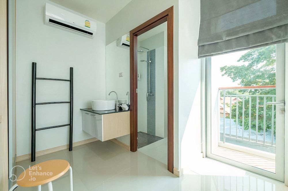 The Wings Boutique Hotels Krabi Koh Lanta Deluxe Double Room, 1 King Bed 16