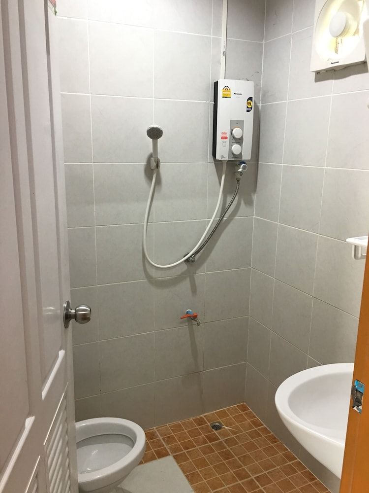 Ban Suan Kru Kob Standard Double Room 4