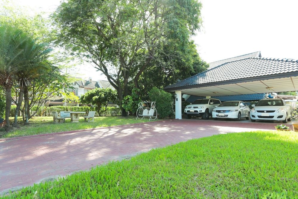 undefined Villa de Nimman 10