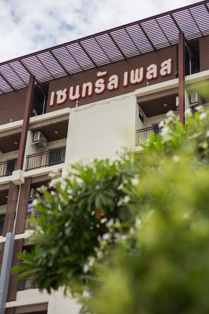 undefined Central place serviced apartment 1 3