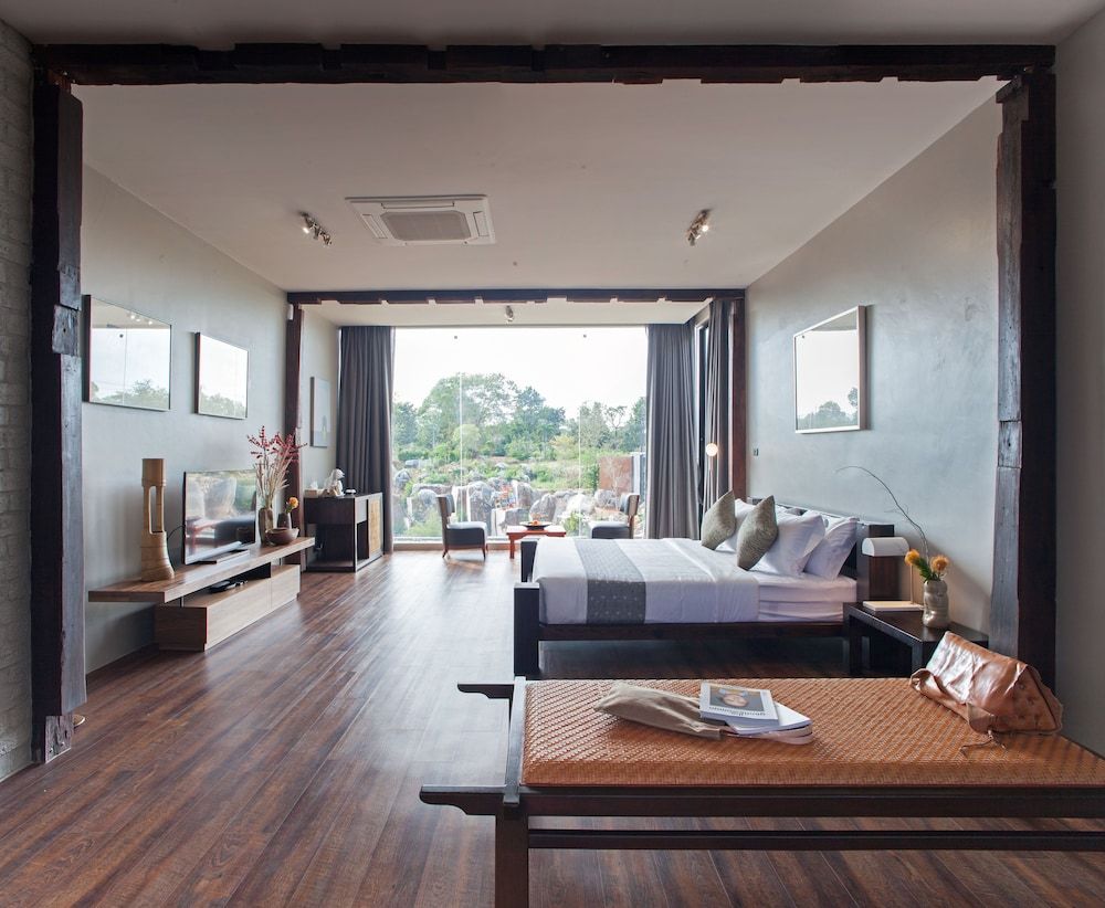 Nhapha Khao Yai Resort