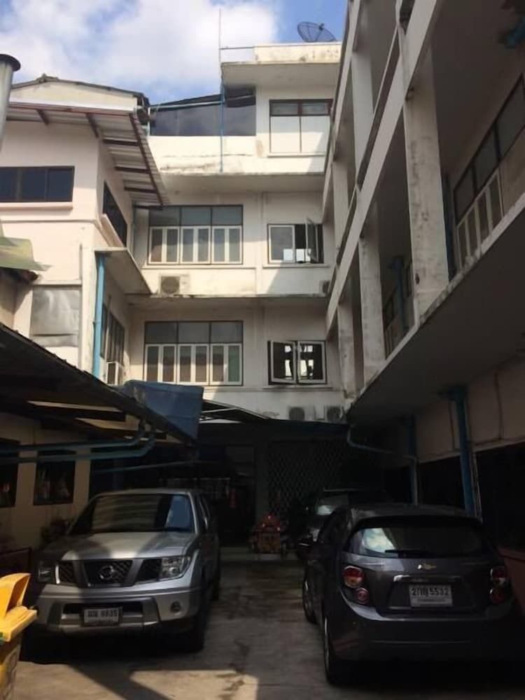 undefined Suksawad Hotel 2