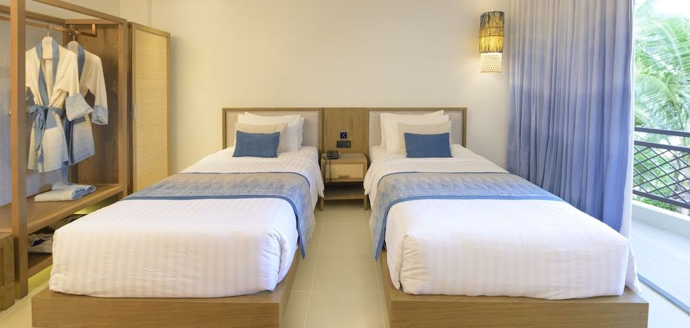 Tohsang Heritage Khongjiam Superior Twin with River View