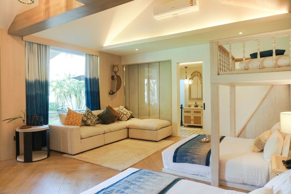 Family Garden Villa