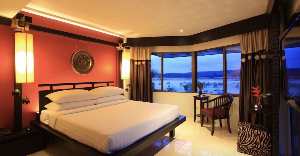 Deluxe King Balcony