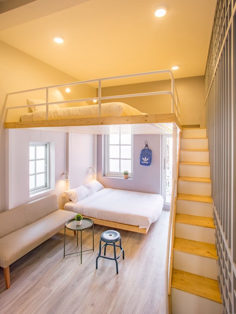 undefined Nornyaowarat Hostel