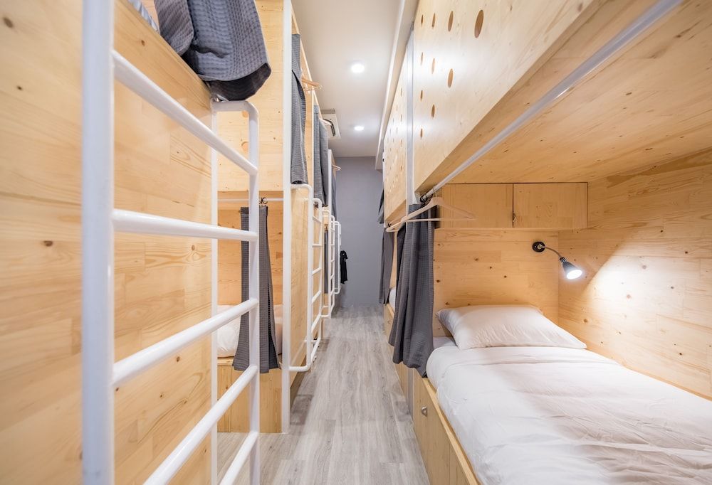 undefined Nornyaowarat Hostel 6