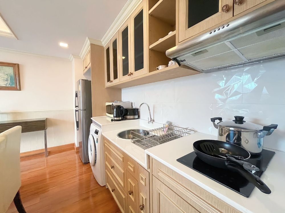 undefined Aspira Hana Executive Suites Thonglor 9